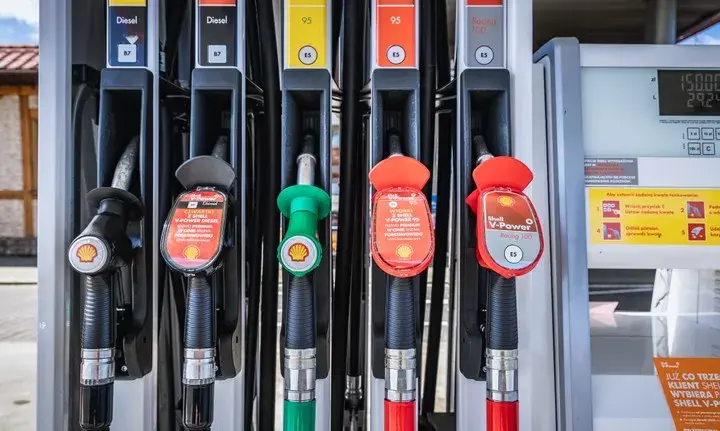Po ile jest diesel? Sprawdź aktualne ceny i oszczędź na paliwie