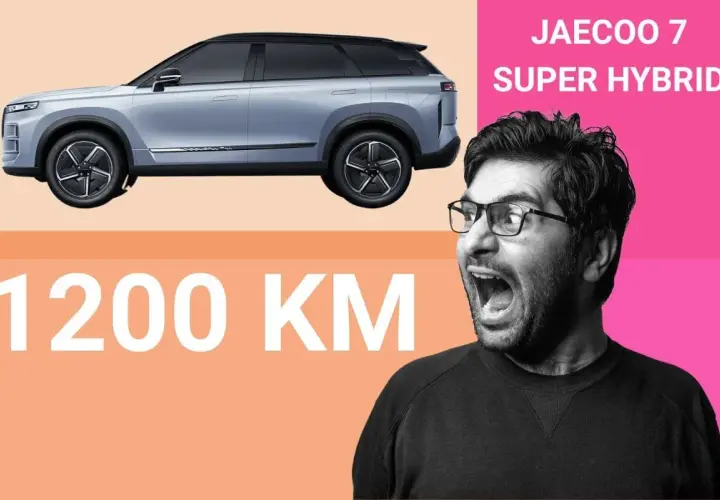 Szary JAECOO 7 SUPER HYBRID z imponującym zasięgiem 1200 km. Mężczyzna z otwartymi ustami wyraża zdumienie.