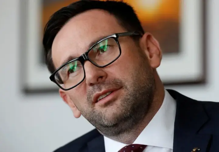 Kto jest właścicielem Orlenu? Kluczowe informacje o akcjonariuszach
