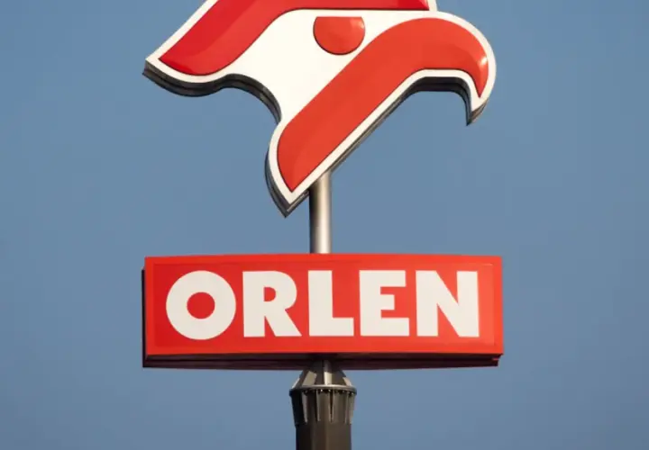 Gdzie kupić e-toll w Orlen? Sprawdź stacje i łatwe sposoby zakupu