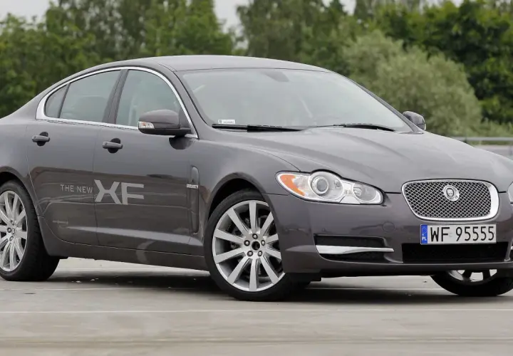 Jaguar XF 2.2 Diesel – co to za silnik i jakie ma osiągi?
