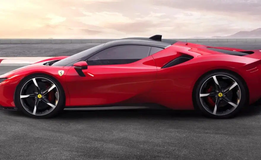 Ferrari SF90 Stradale - ile kosztuje i co wpływa na cenę?