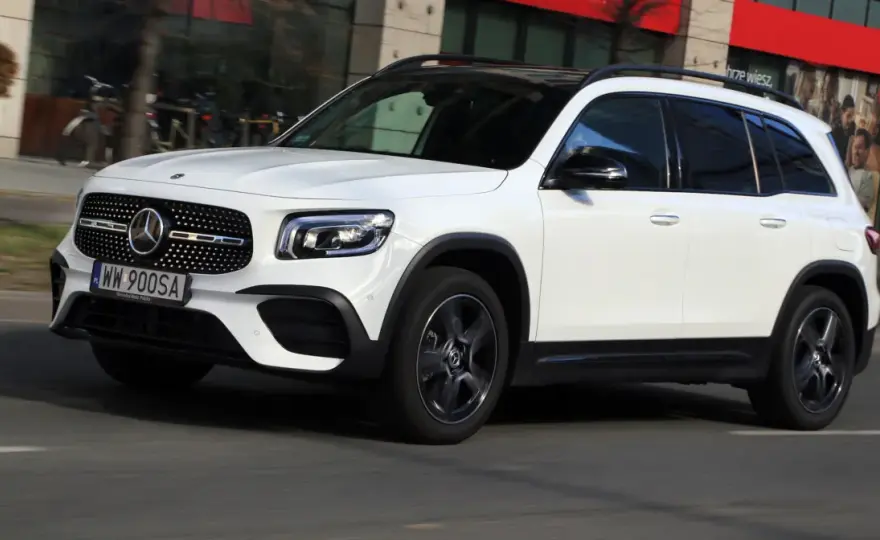 Mercedes-Benz GLB - ile kosztuje i którą wersję warto wybrać?