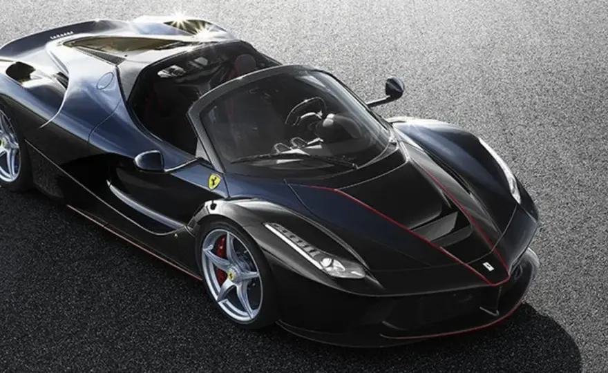 LaFerrari - ile kosztuje i co podbija cenę?