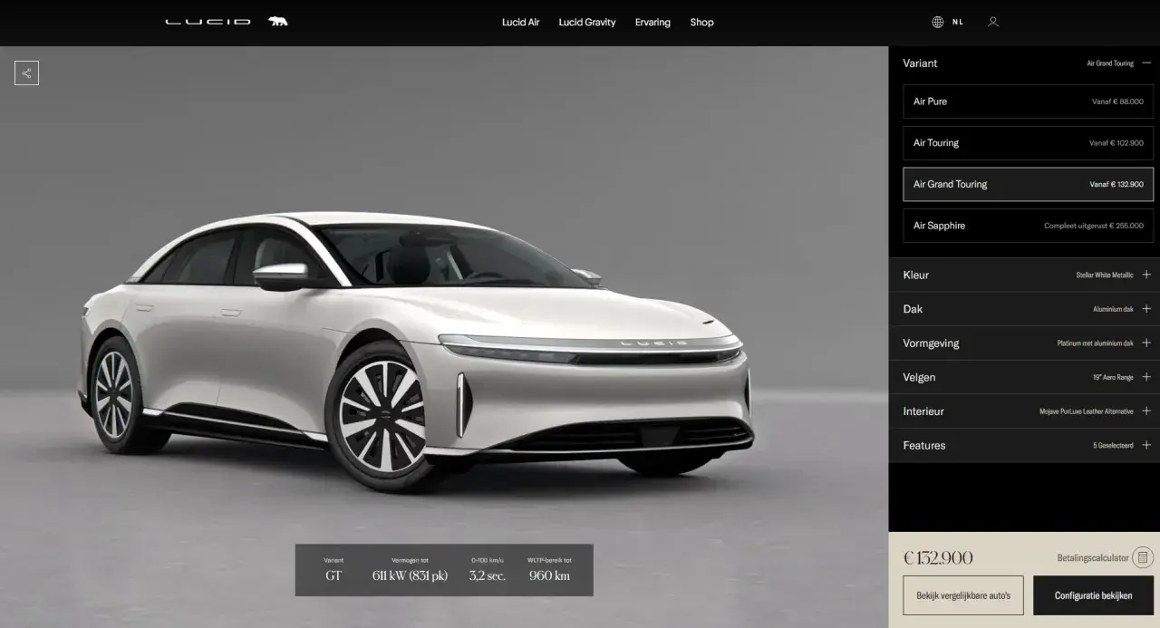 Srebrny Lucid Air Grand Touring, z opcją konfiguracji i ceną 132.900 €.