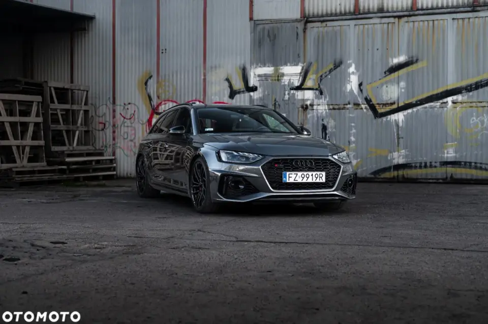 Audi RS4 Avant - ceny nowego i używanego egzemplarza