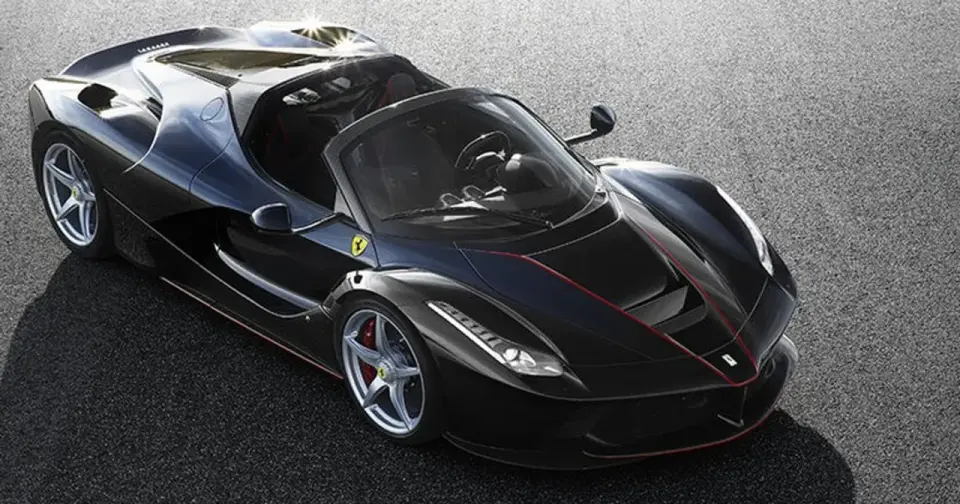 LaFerrari - ile kosztuje i co podbija cenę?